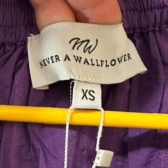 Never A Wallflower Marakesh Blouse Short Puff Sleeves Crop Top Size XS Purple - Picture 7 of 8